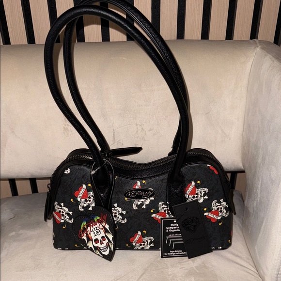 Ed Hardy Handbags - Ed Hardy Black and Red Skull Shoulder Bag